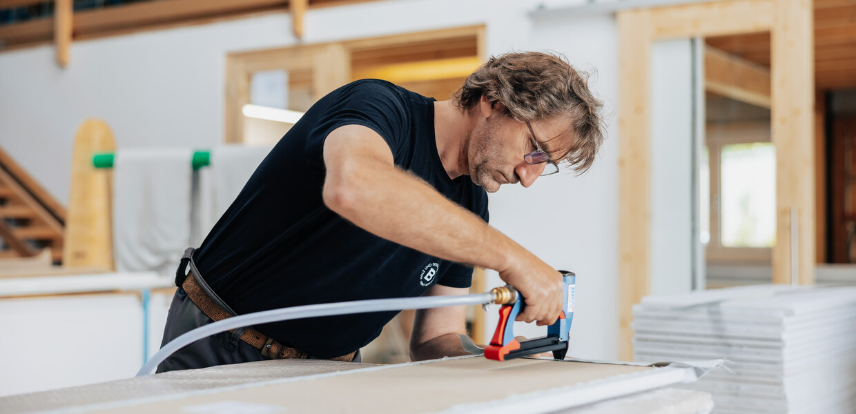 Polsterei eröffnet! Warum wir künftig mehr Wert legen auf Produktveredelung aus einer Hand